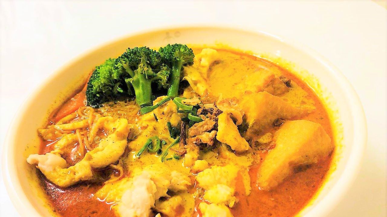 L01. Chicken Curry Laksa