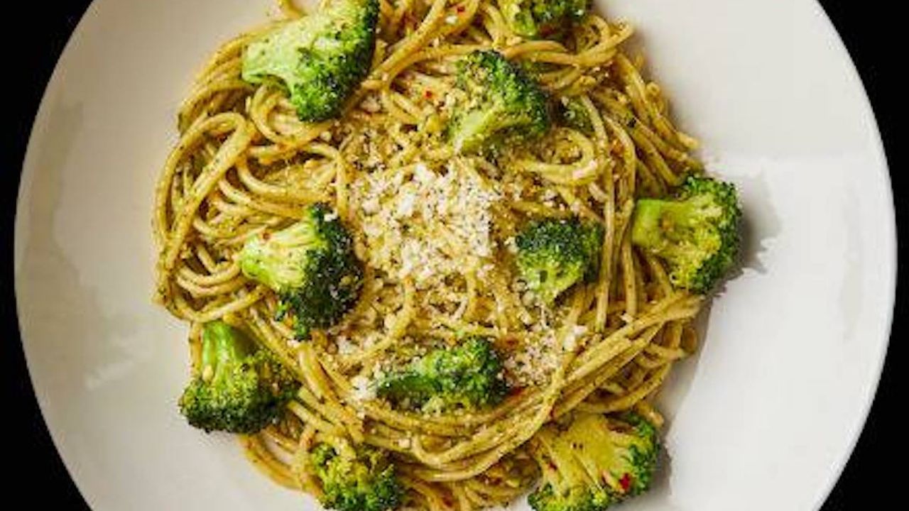 Vegan Spaghetti Broccoli (6497 kJ)