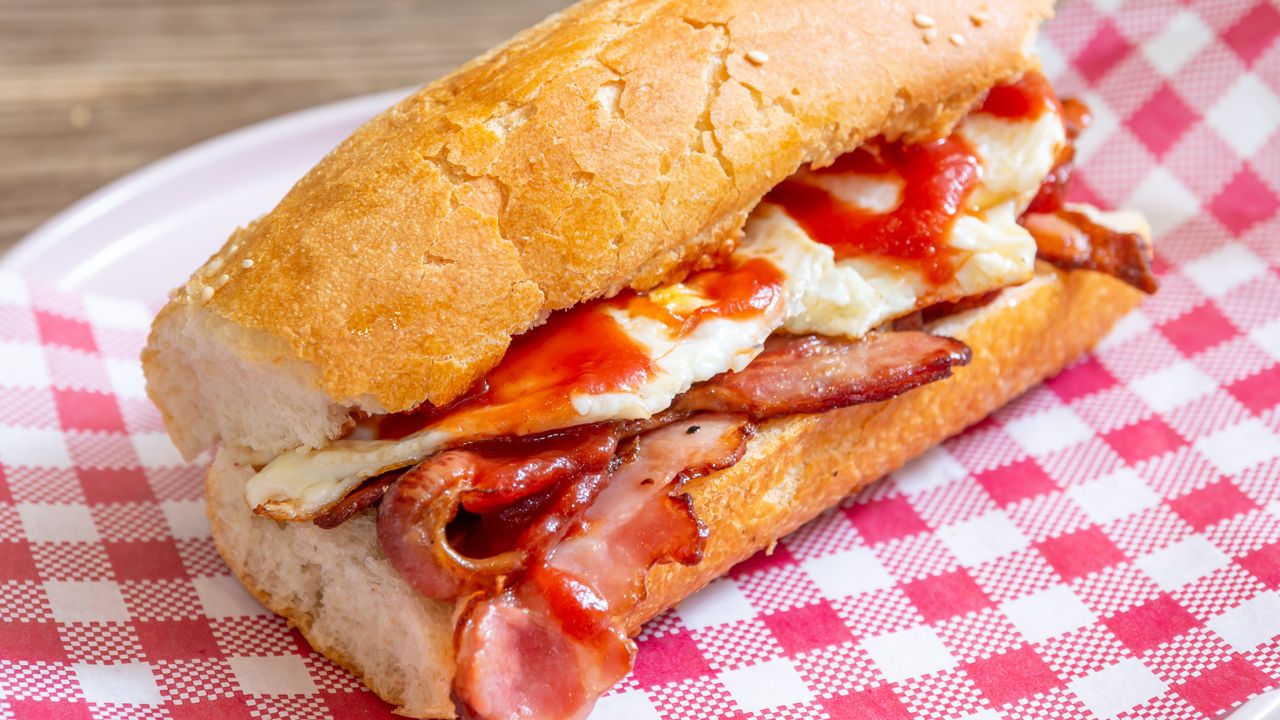 Bacon & Egg Roll