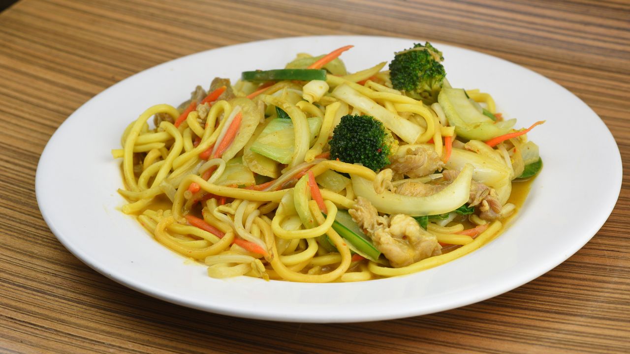 Satay Chicken Noodles