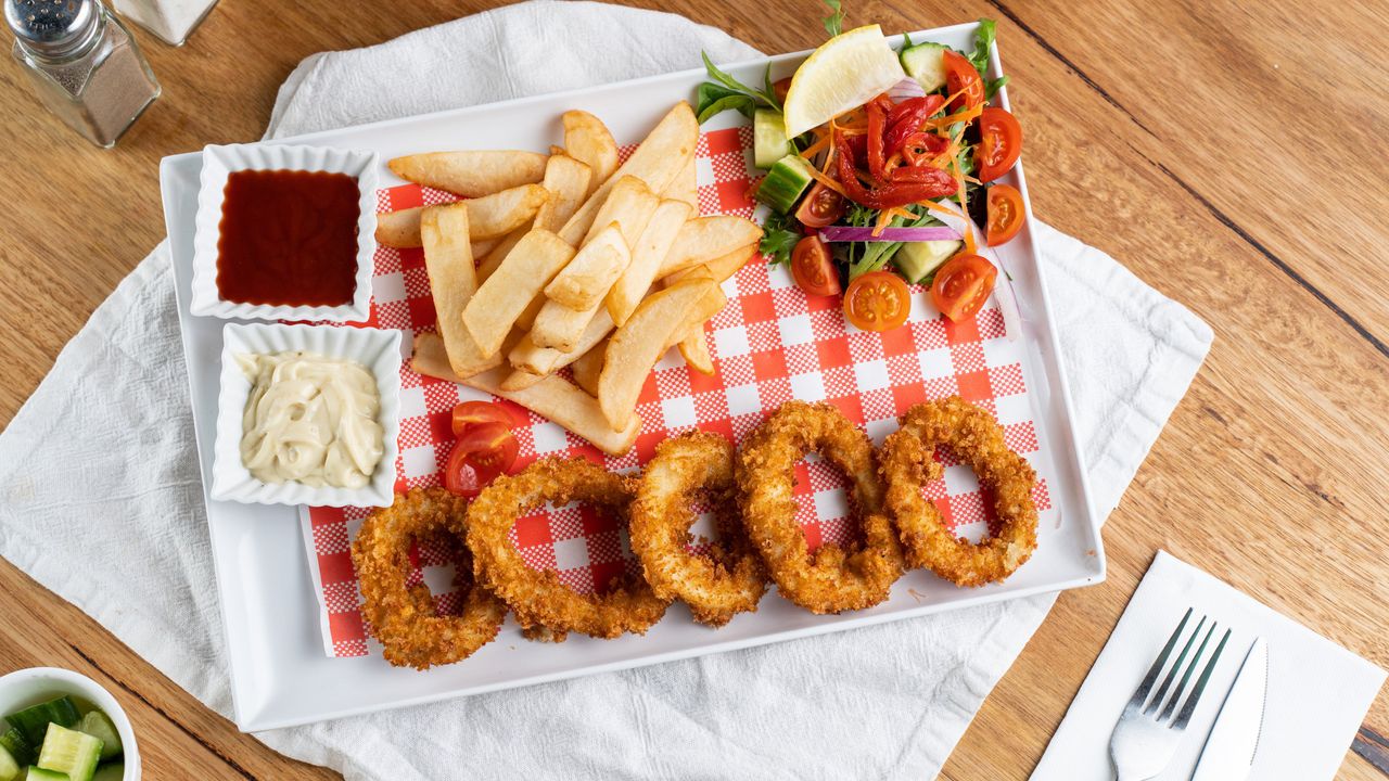 CALAMARI RINGS & CHIPS