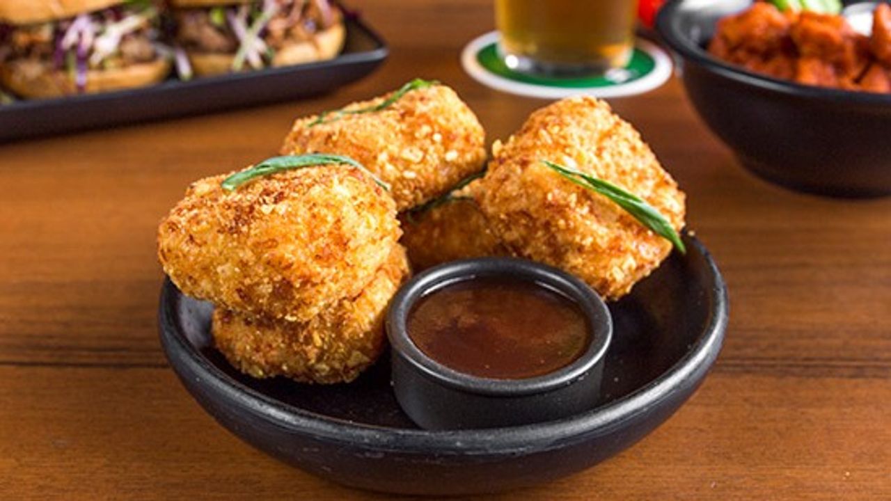 Mac & Cheese Bites (V)