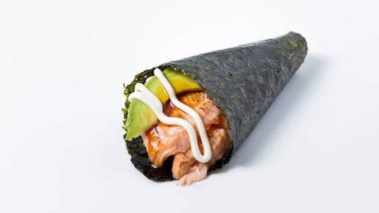Grilled Salmon Avocado
