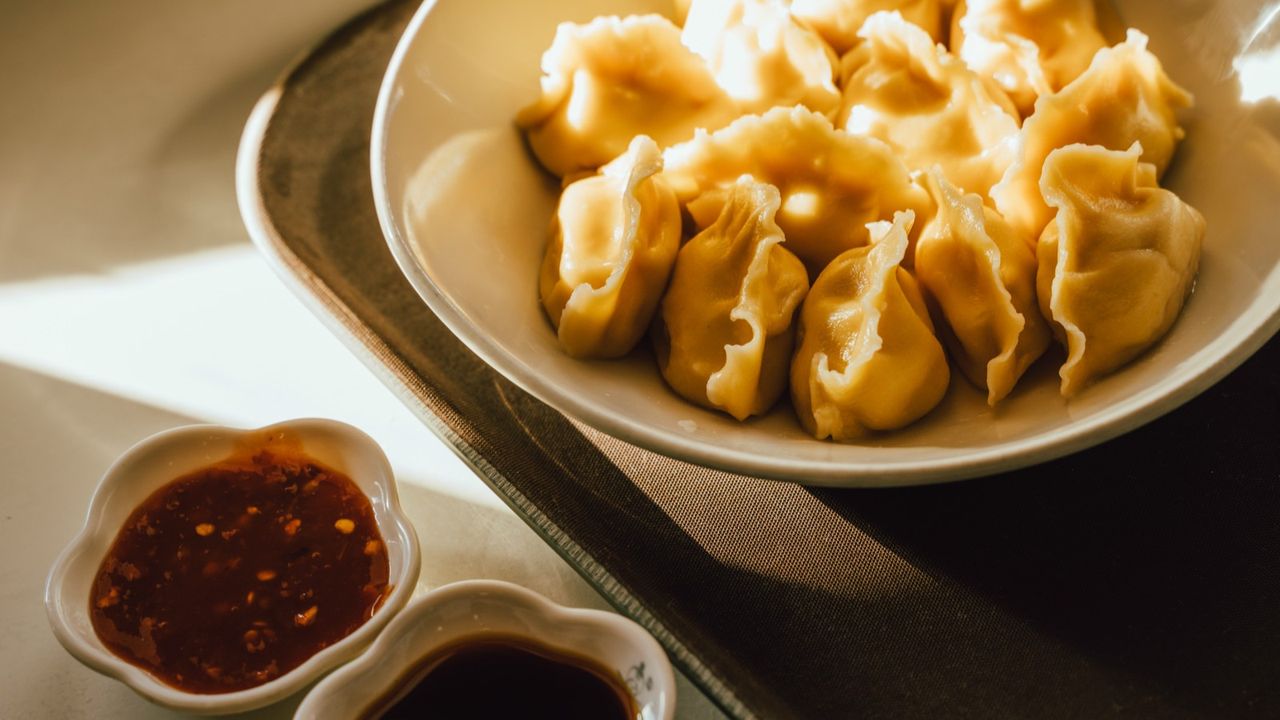 DO2. Chicken Steam Dumplings (12)