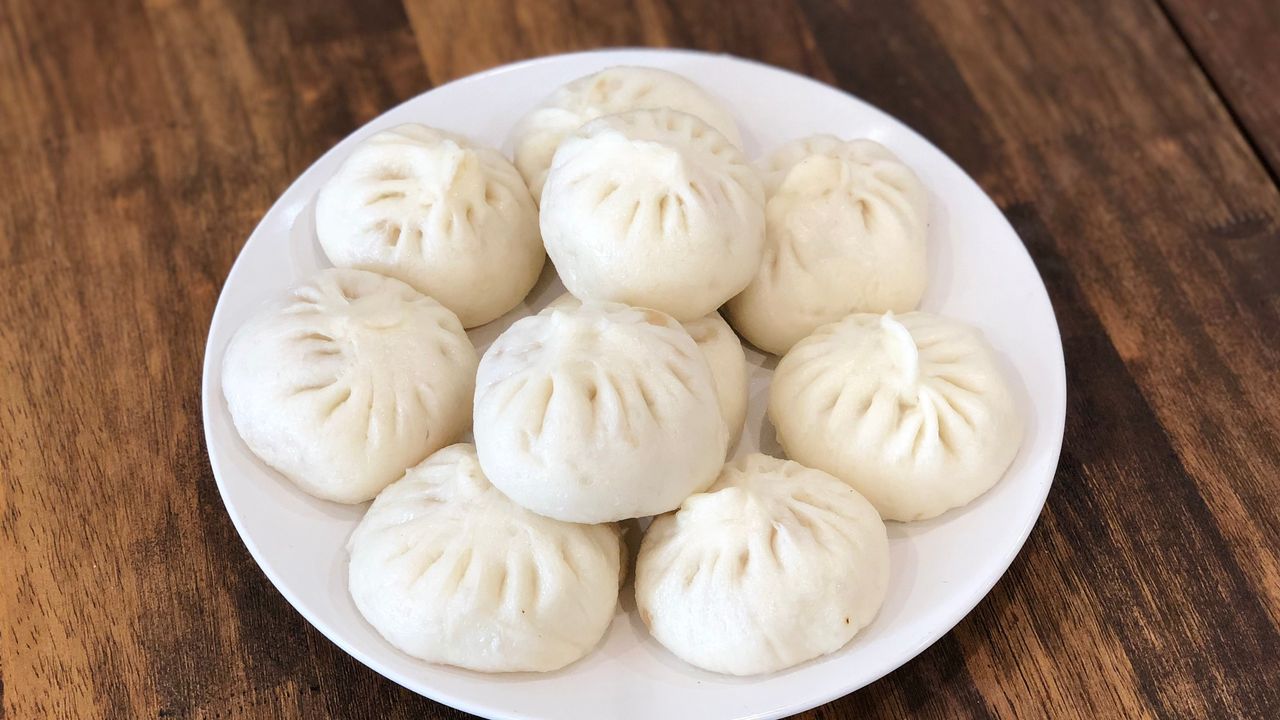 H61. Steamed Pork Buns Half Serve (5 Pc)