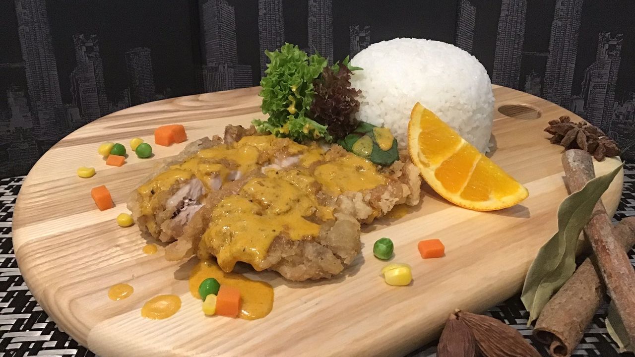 Butter Chicken Chop with Rice