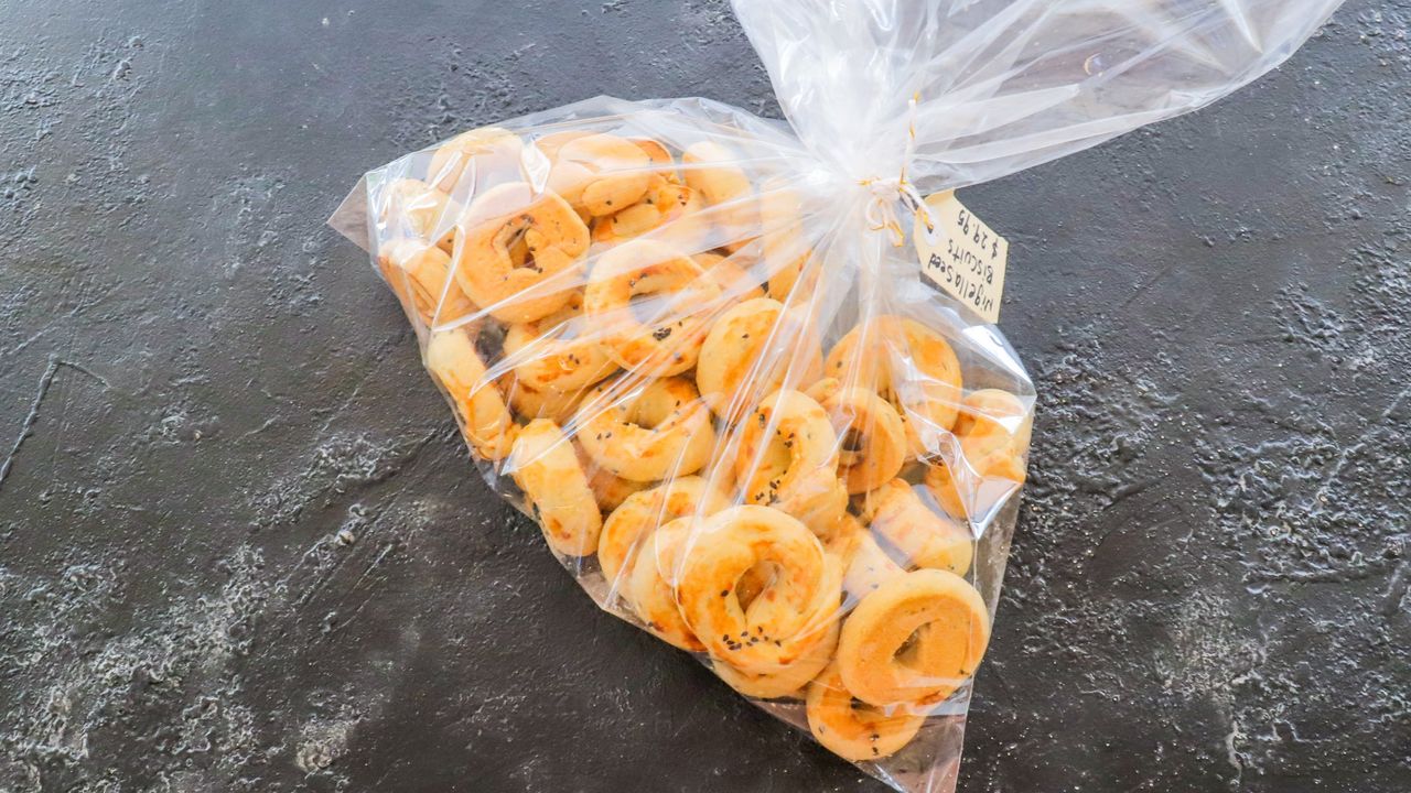Aniseed Biscuits with Butter and Anisee Biscuits with Olive Oil