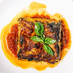 Peppe's Lasagna Spinach & Pomodoro