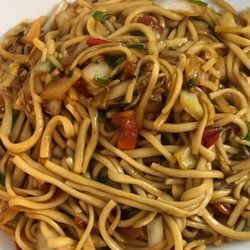 Fried Hand Made Noodle (Lamb) / 炒拉面（羊肉）